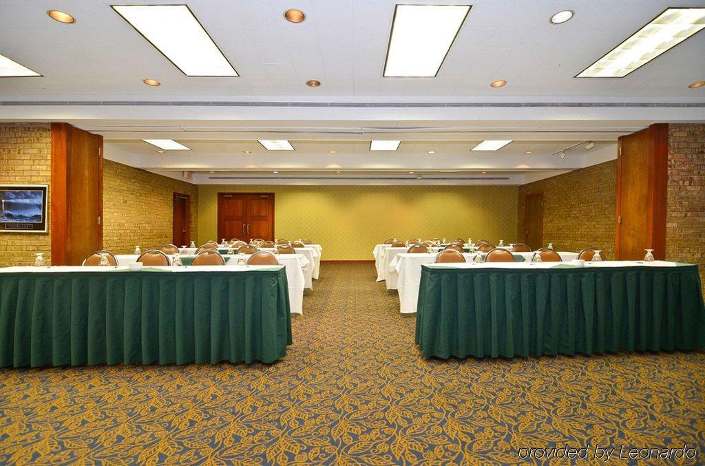 Clock Tower Resort And Conference Center - Rockford Business foto