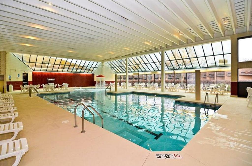 Clock Tower Resort And Conference Center - Rockford Einrichtungen foto
